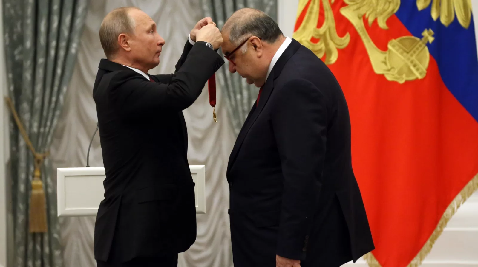 Putin's favorite oligarch. Who is Alisher Usmanov and how did he get rid of EU sanctions