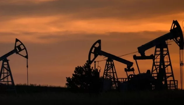 Ціни на нафту впали на тлі покращення прогнозів щодо постачання із країн Перської затоки