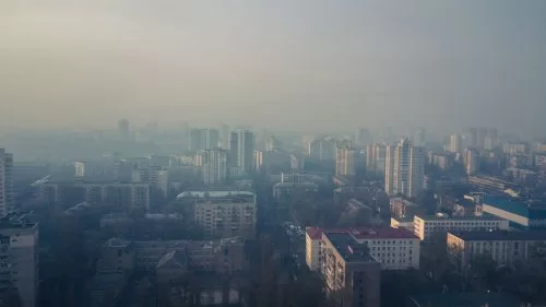 Наскільки брудне повітря в Києві та великих містах України 25 вересня