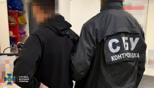 СБУ затримала у Львові студента й безробітного, які зареєстрували для росіян 14 терміналів Starlink